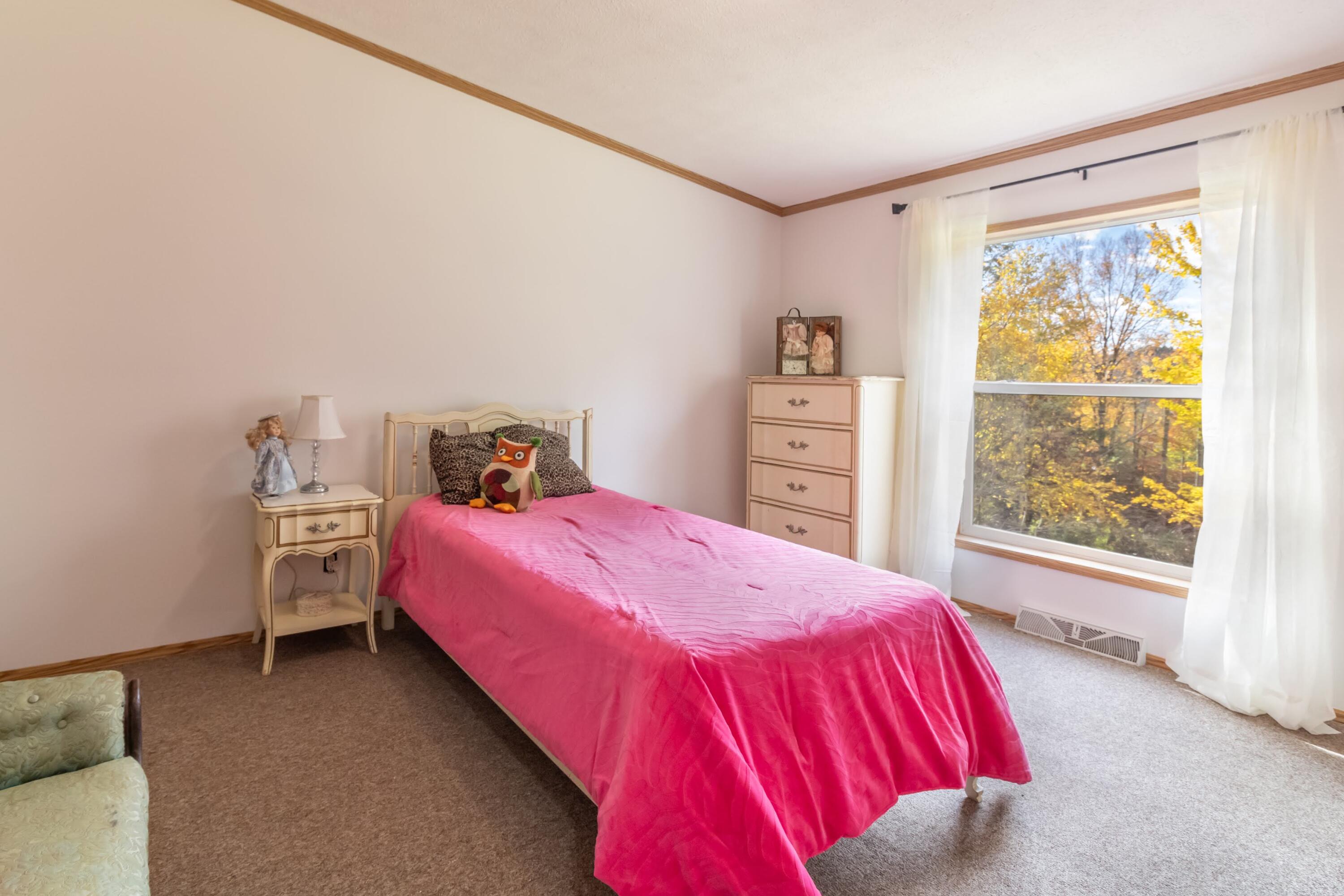 352 Pout Town Road Stockton Springs, ME 04981 - Photo 32 of 54 352 Pout Town Interiors-5