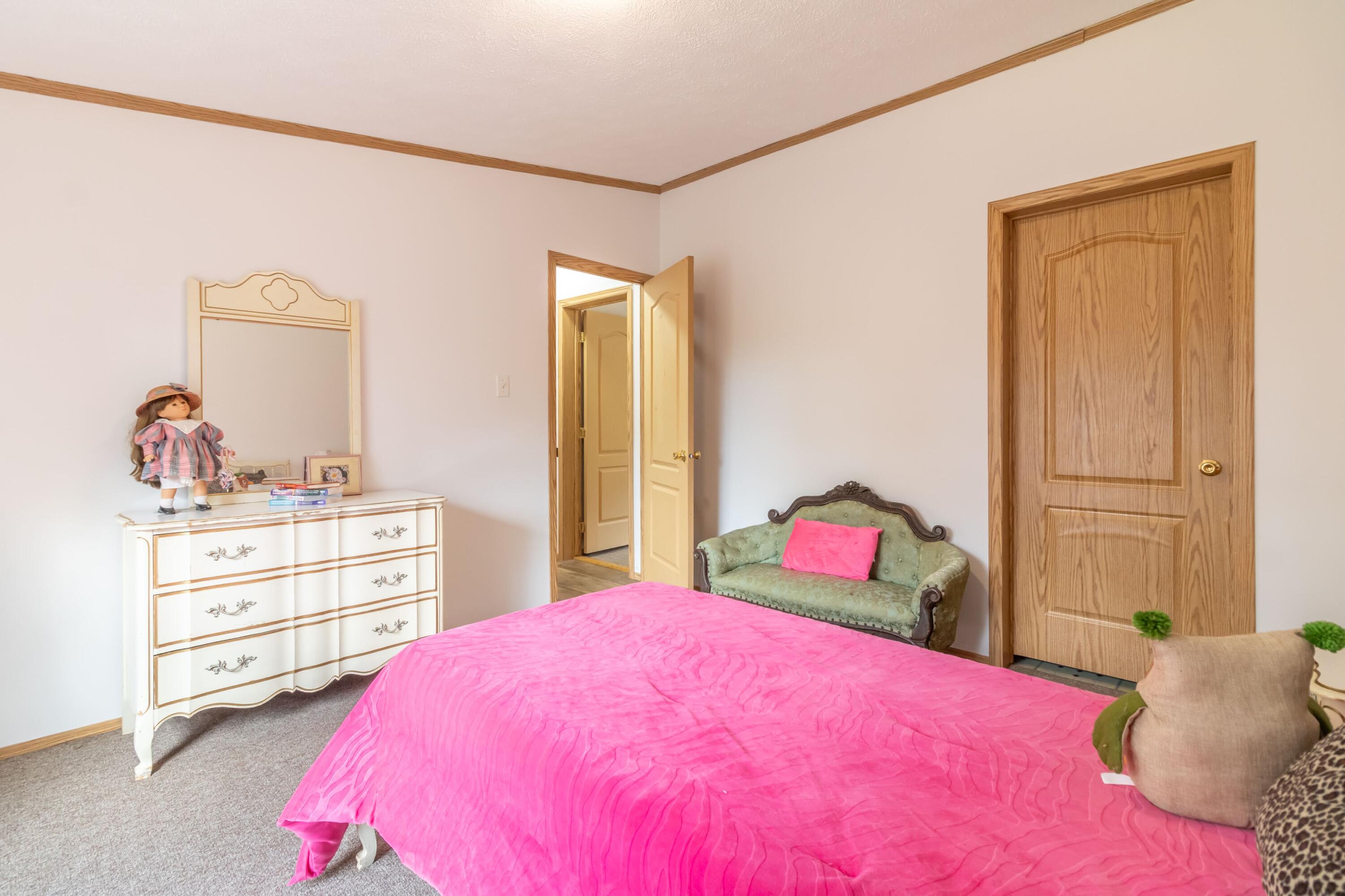 352 Pout Town Road Stockton Springs, ME 04981 - Photo 33 of 54 352 Pout Town Interiors-6