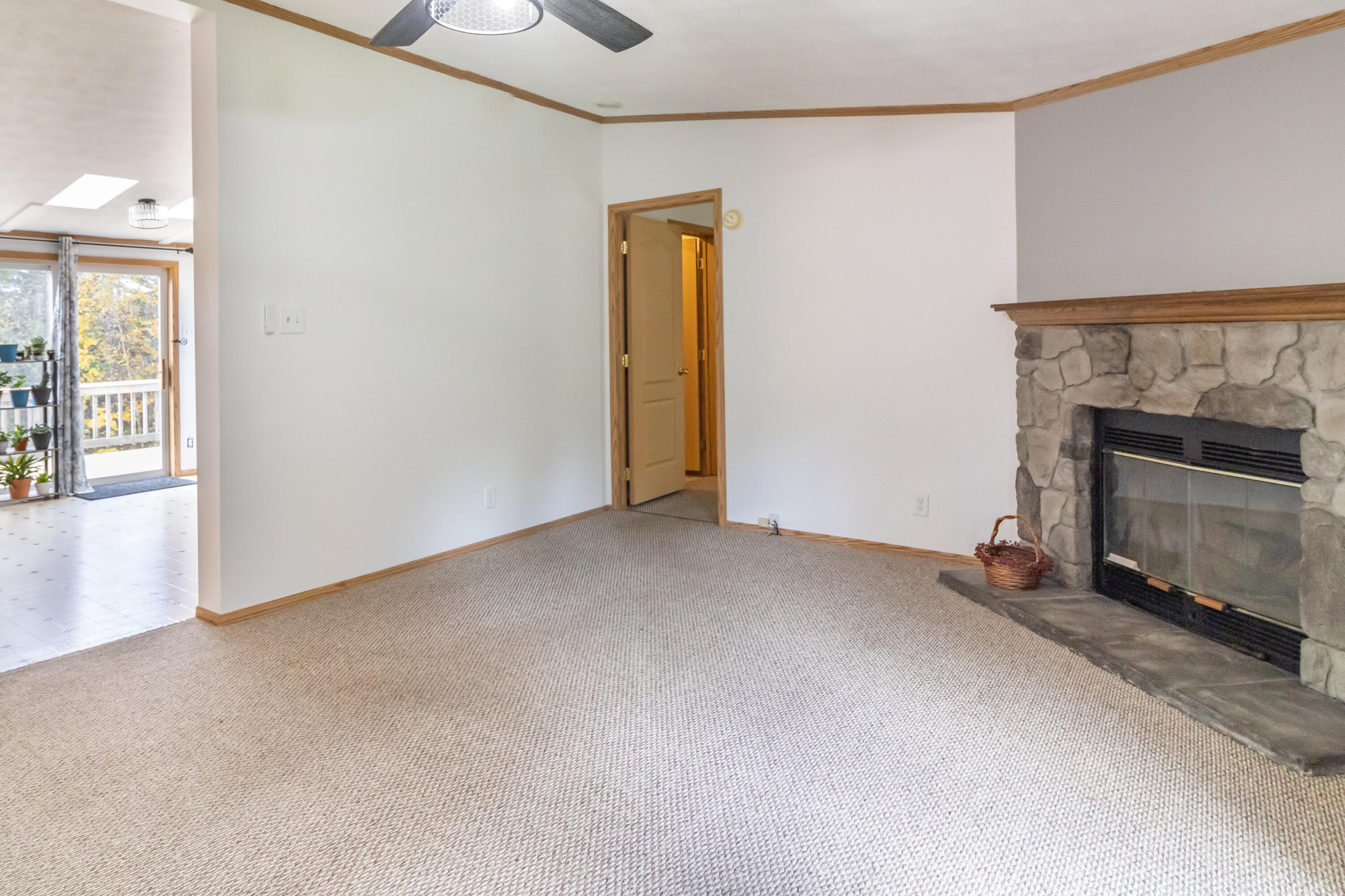 352 Pout Town Road Stockton Springs, ME 04981 - Photo 38 of 54 352 Pout Town Interiors-21