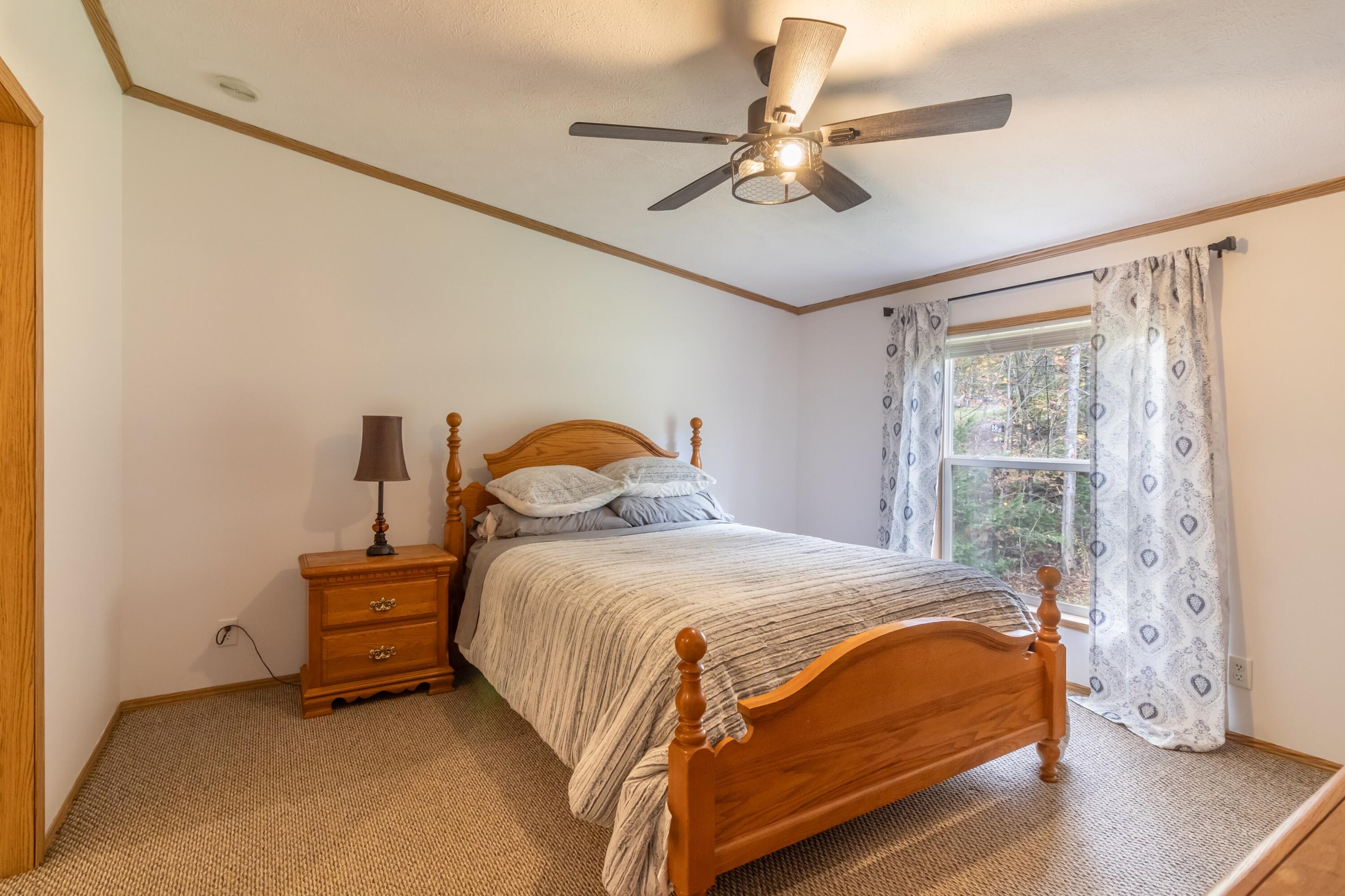 352 Pout Town Road Stockton Springs, ME 04981 - Photo 41 of 54 352 Pout Town Interiors-24