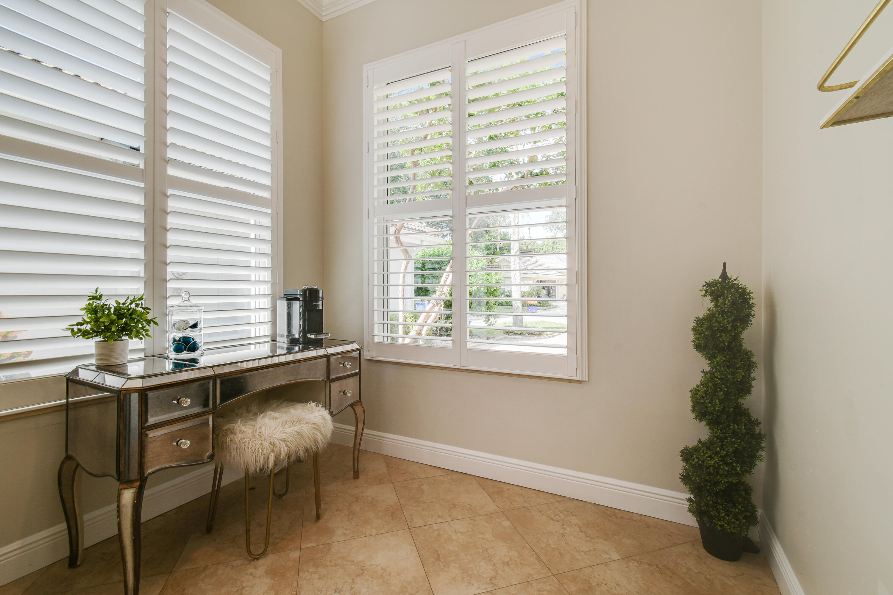 191 Hampton Circle Jupiter, FL 33458 - Photo 11 of 39 N11_DSC_3465