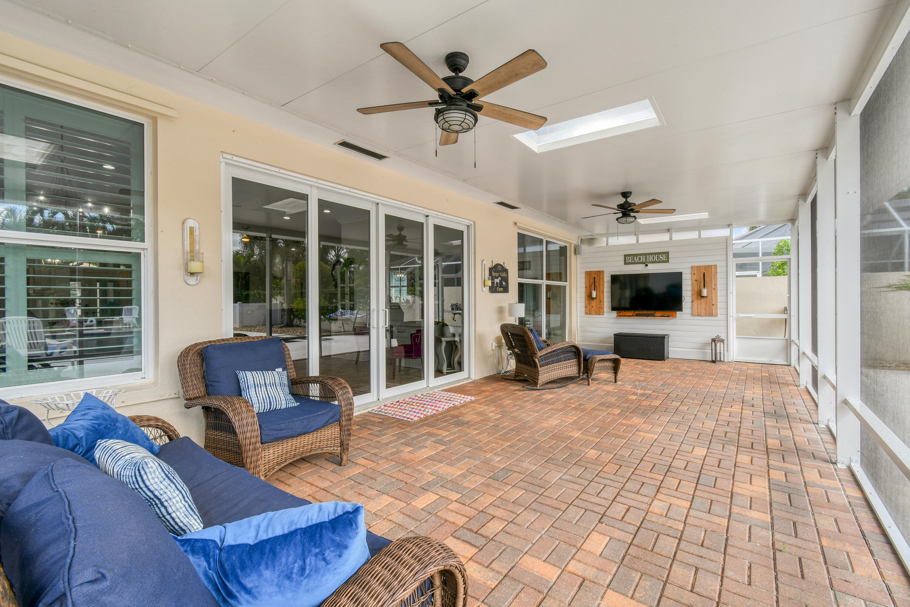 191 Hampton Circle Jupiter, FL 33458 - Photo 21 of 39 N21_DSC_3401