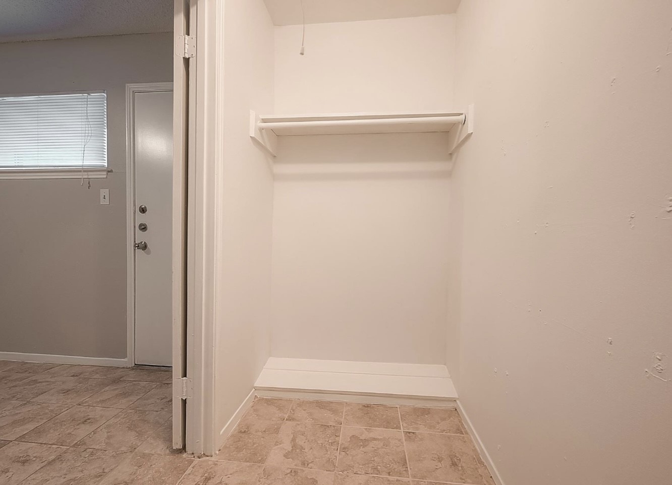 1108 West Tri Oaks Lane, Unit 150 Houston, TX 77043 - Photo 24 of 26 a view of closet