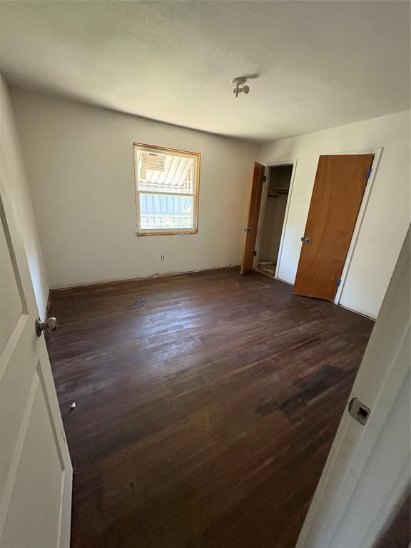 2306 Greenland Drive Dallas, TX 75228 - Photo 15 of 18 a view of an empty room with a window