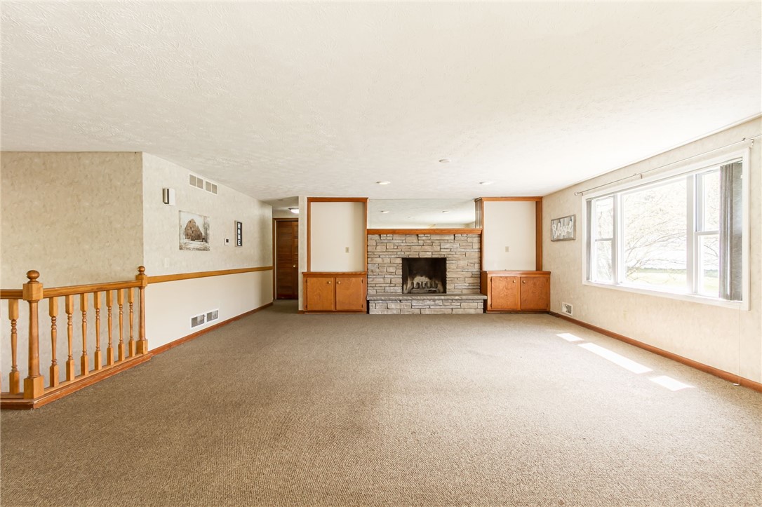 299 Fairport Road East Rochester, NY 14445 - Photo 15 of 48