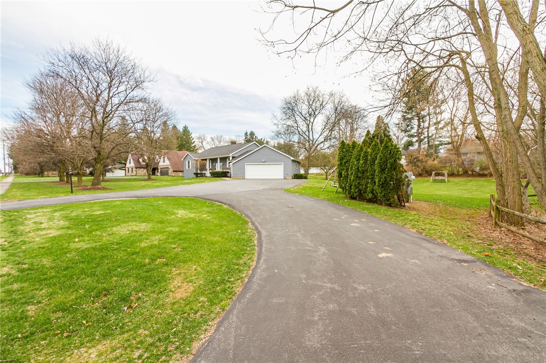 299 Fairport Road East Rochester, NY 14445 - Photo 3 of 48