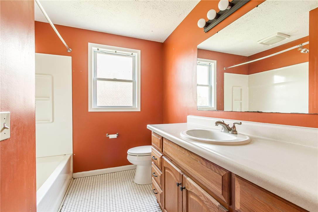 299 Fairport Road East Rochester, NY 14445 - Photo 31 of 48