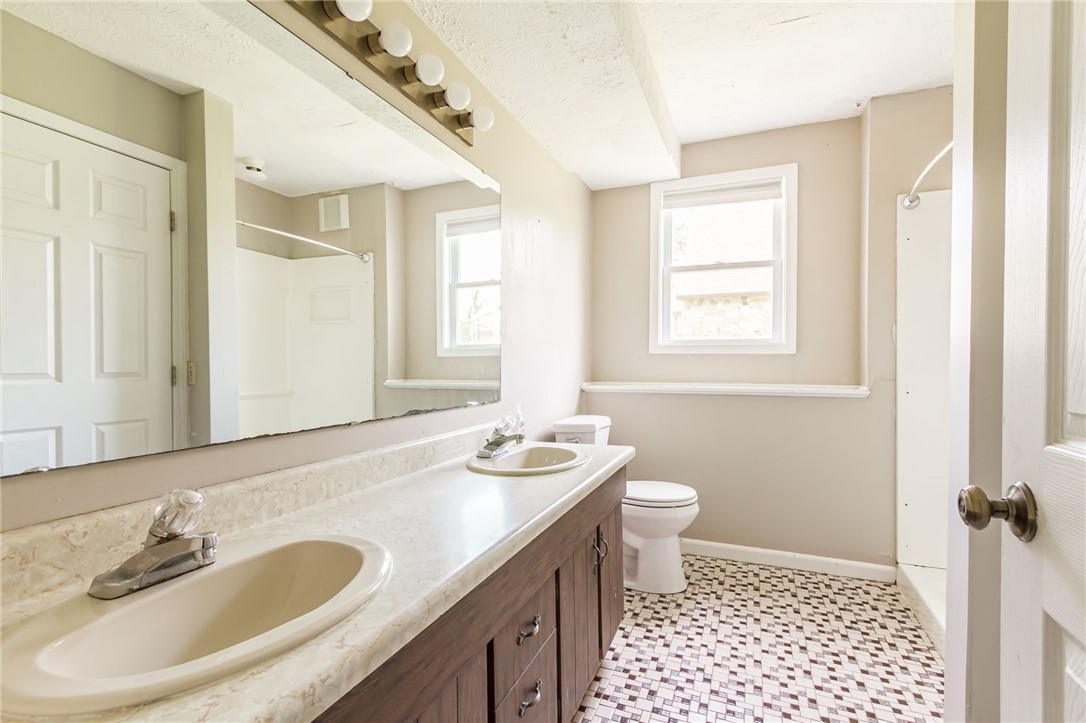 299 Fairport Road East Rochester, NY 14445 - Photo 41 of 48