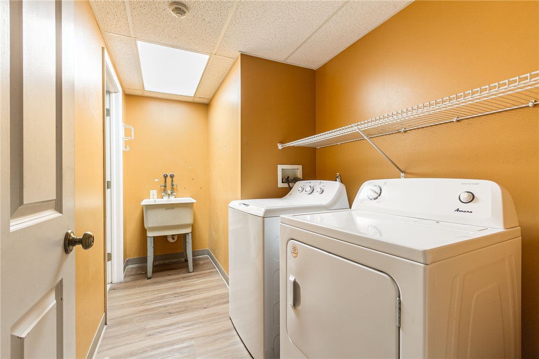 299 Fairport Road East Rochester, NY 14445 - Photo 42 of 48