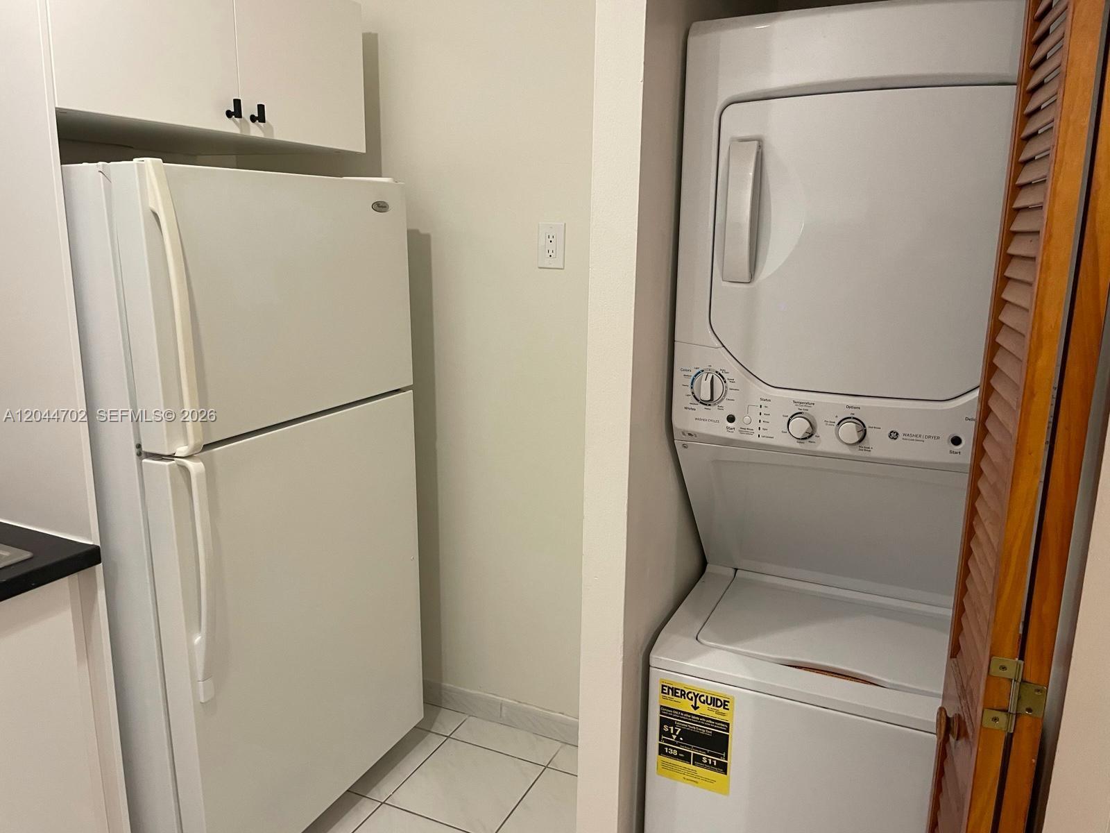 10101 West Okeechobee Road, Unit 5202 Hialeah Gardens, FL 33016 - Photo 5 of 17