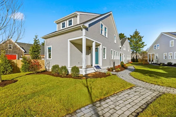 $819,900 | 19 Ford Place, Unit 2, Scituate, MA 02066