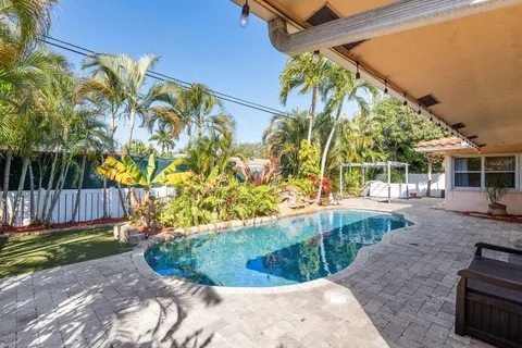 $895,000 | 451 Northeast 25th Terrace, Boca Raton, FL 33431