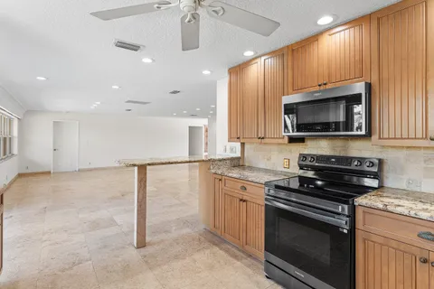 $895,000 | 451 Northeast 25th Terrace, Boca Raton, FL 33431