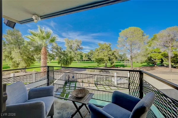 $6,900 | 964 Vegas Valley Drive, Las Vegas, NV 89109