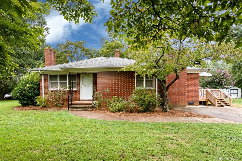 1406 Shearers Road Mooresville, NC 28115 - Photo 1 of 44 Gallery Image 1