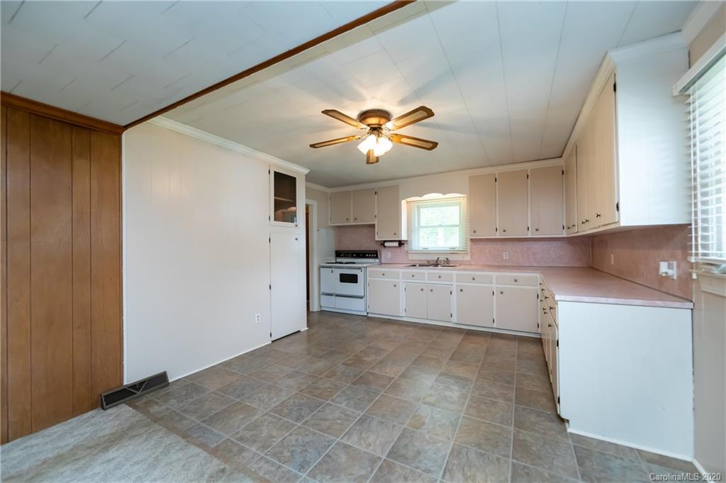 1406 Shearers Road Mooresville, NC 28115 - Photo 14 of 44 Gallery Image 14