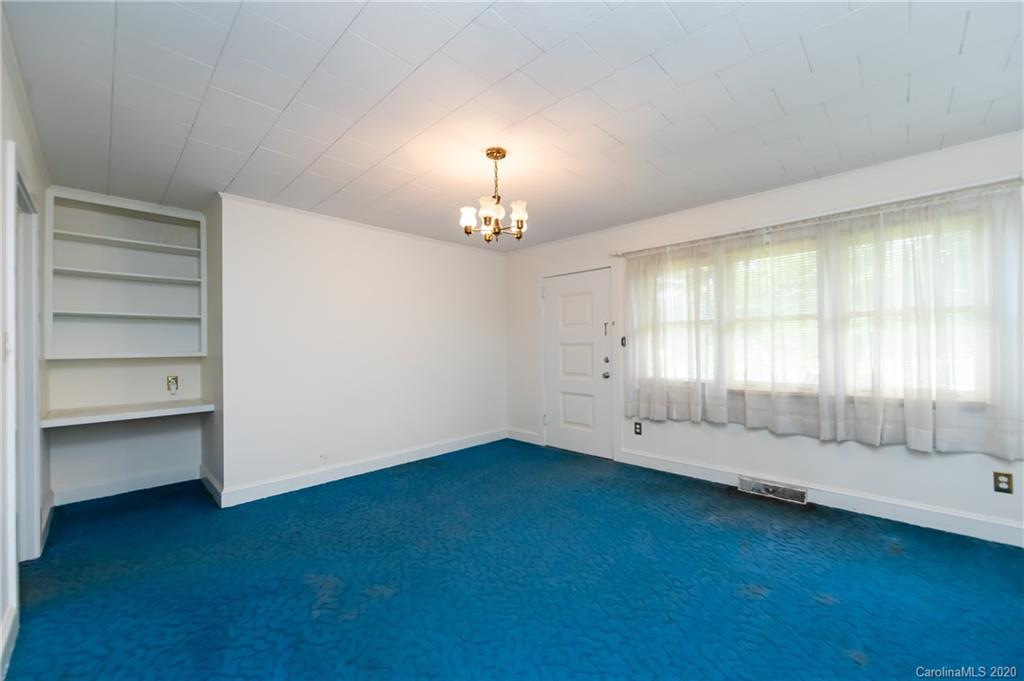 1406 Shearers Road Mooresville, NC 28115 - Photo 6 of 44 Gallery Image 6