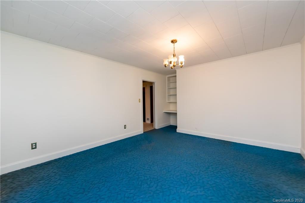 1406 Shearers Road Mooresville, NC 28115 - Photo 9 of 44 Gallery Image 9