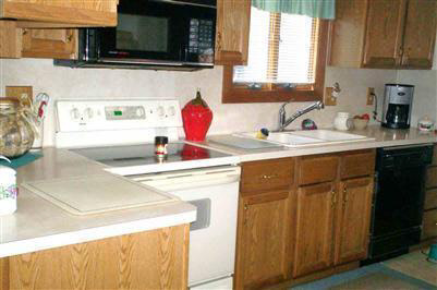 6425 Turner Road Flushing, MI 48433 - Photo 12 of 12 20176049-11.JPG