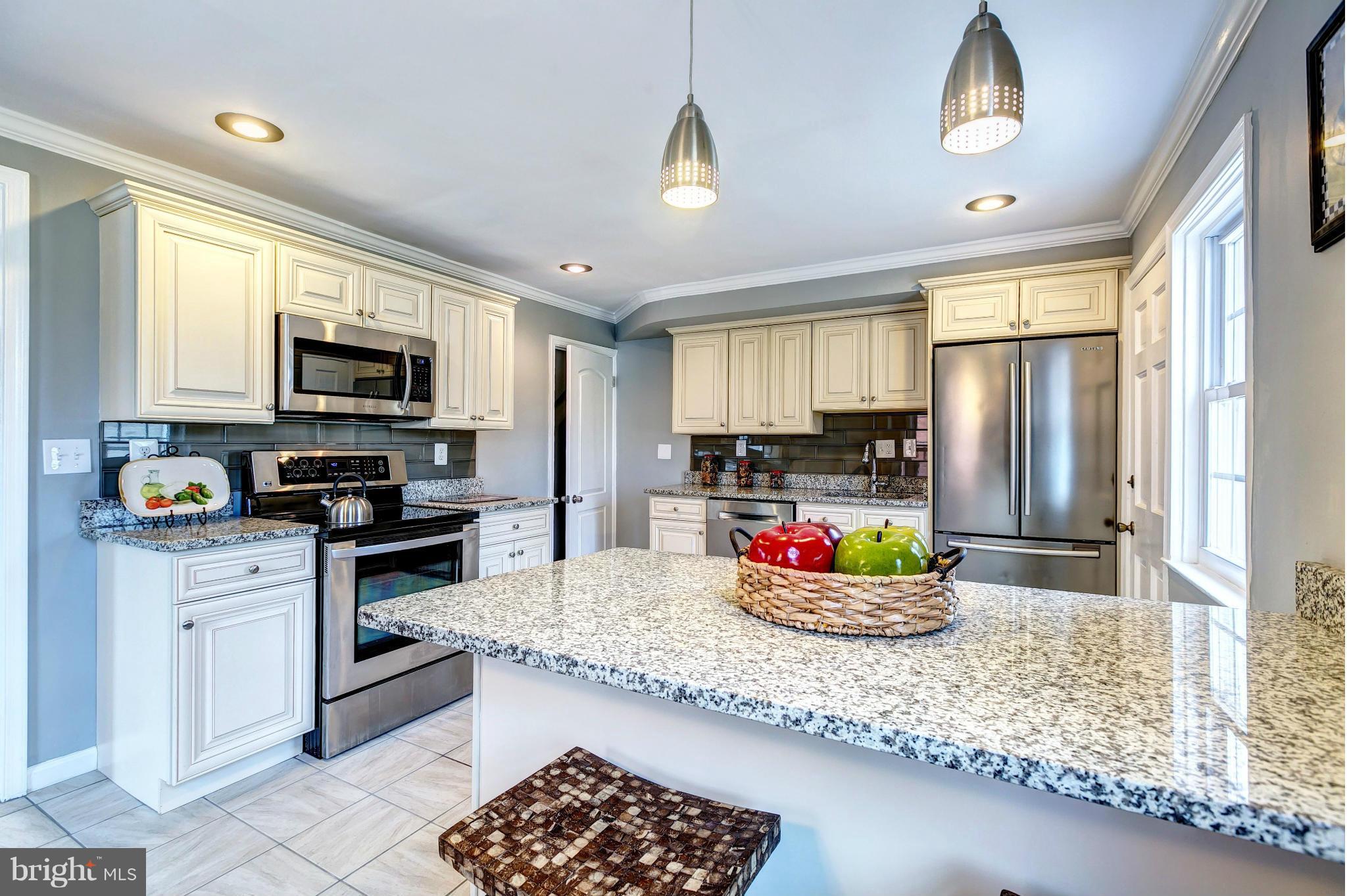 4120 Colby Road Pikesville, MD 21208 - Photo 11 of 30 Quality Granite Counter-Tops