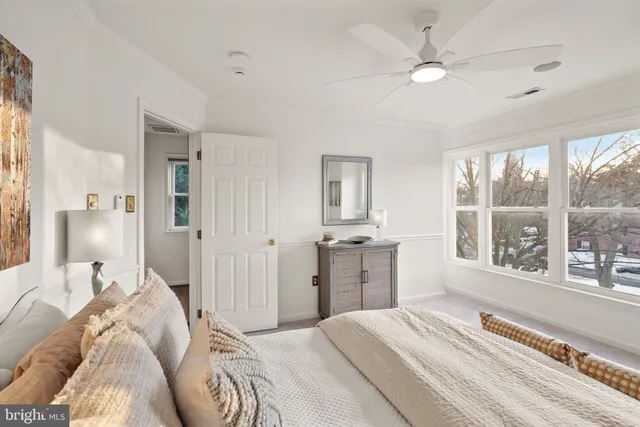 $1,175,000 | 415 Commonwealth Avenue, Alexandria, VA 22301