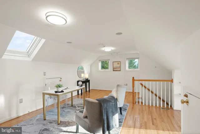 $1,175,000 | 415 Commonwealth Avenue, Alexandria, VA 22301