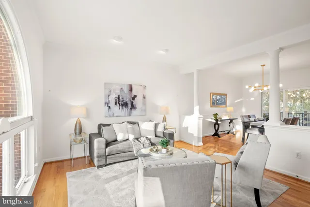 $1,175,000 | 415 Commonwealth Avenue, Alexandria, VA 22301