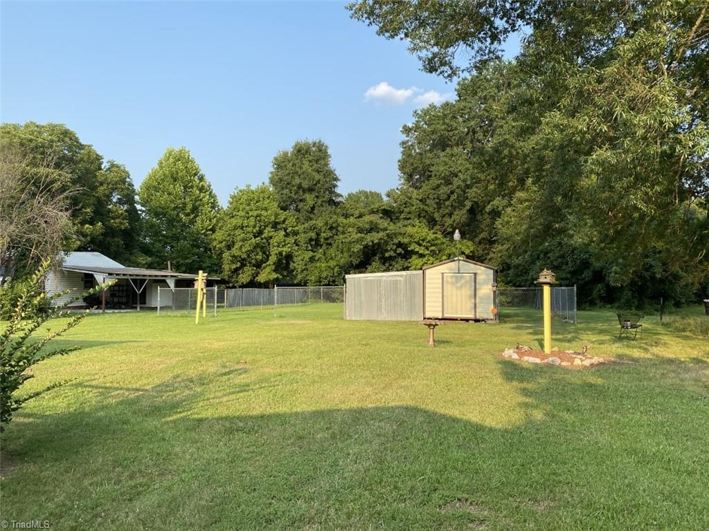 3117 Fieldale Road Greensboro, NC 27406 - Photo 6 of 7 Gallery Image 6