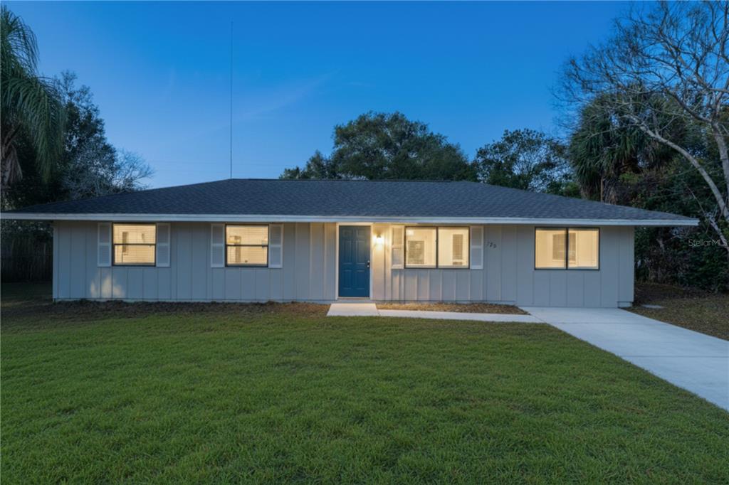 725 3rd Street Orange City, FL 32763 - Photo 2 of 18