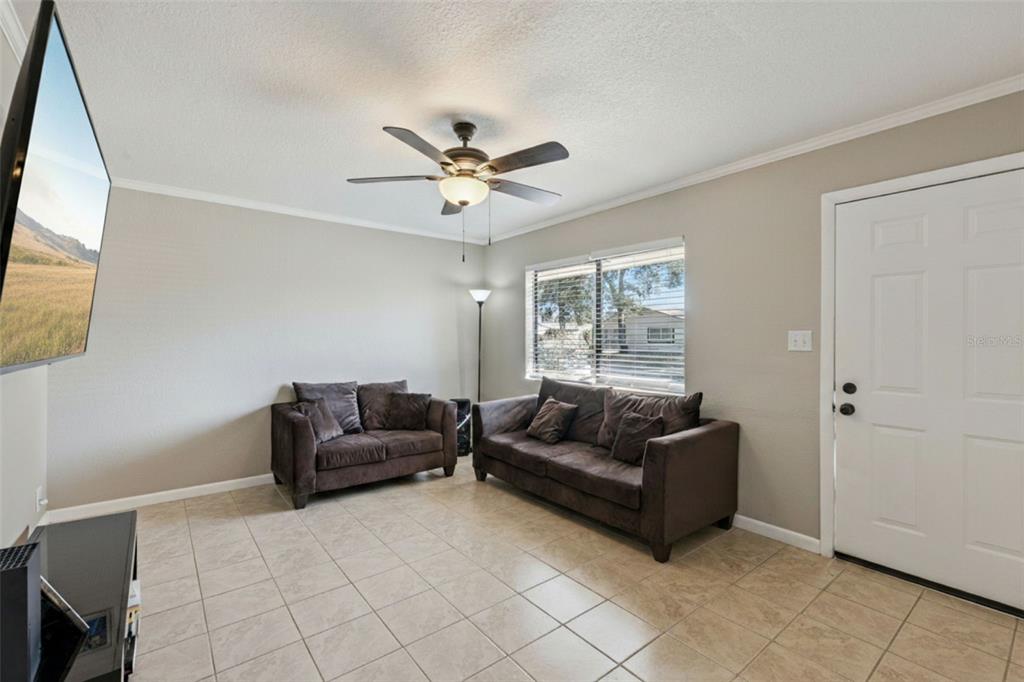 725 3rd Street Orange City, FL 32763 - Photo 8 of 18
