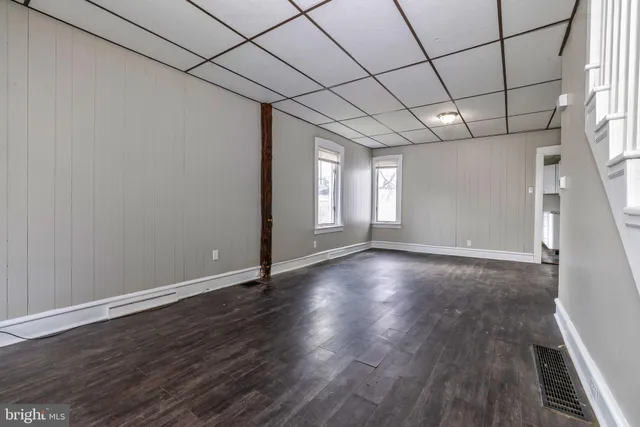 $185,000 | 223 3rd Street, Gloucester City, NJ 08030