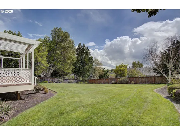 $550,000 | 1615 Sisters Court Northwest, Salem, OR 97304