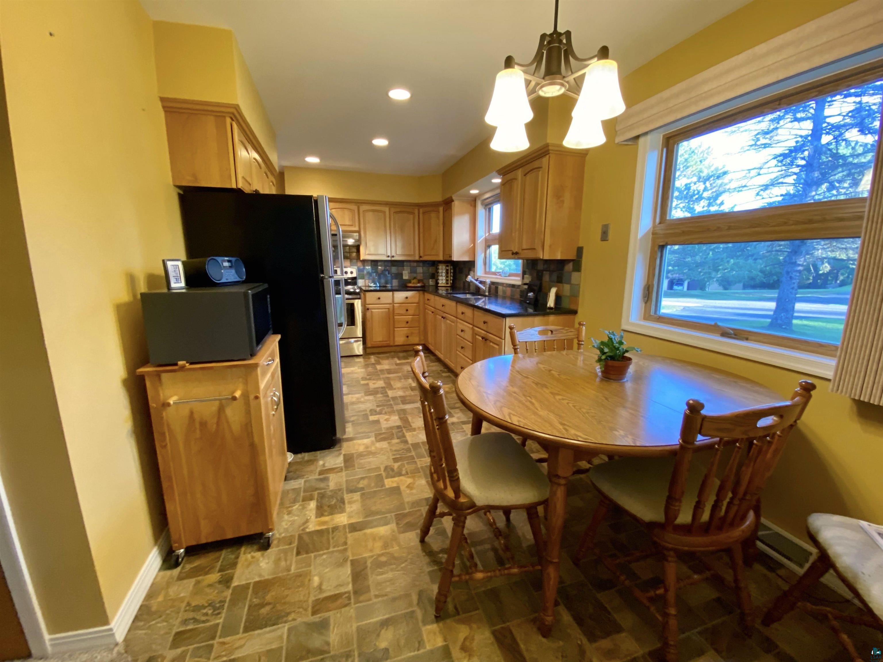 9 Ridge Road Esko, MN 55733 - Photo 5 of 21 Gallery Image 5