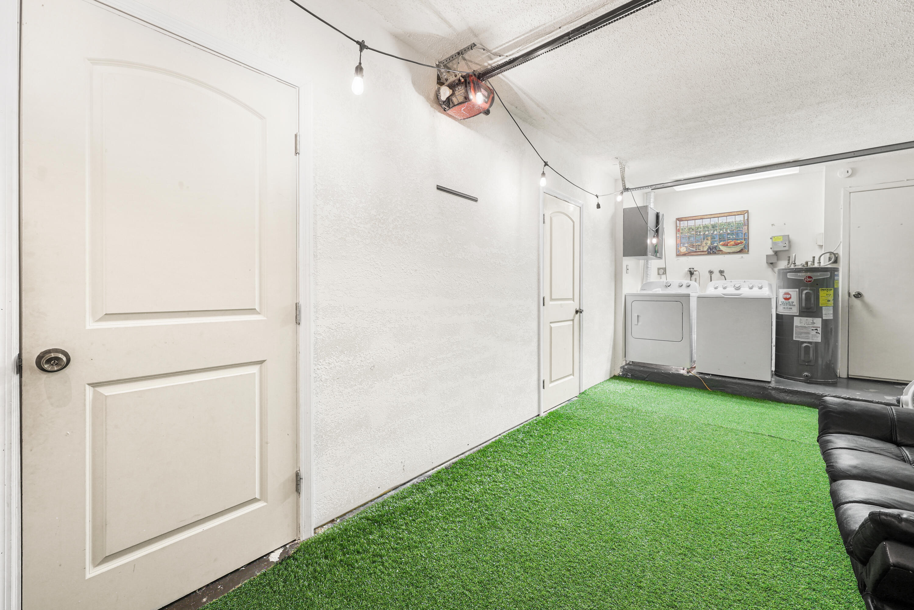 7527 Southwest 7th Street North Lauderdale, FL 33068 - Photo 19 of 34