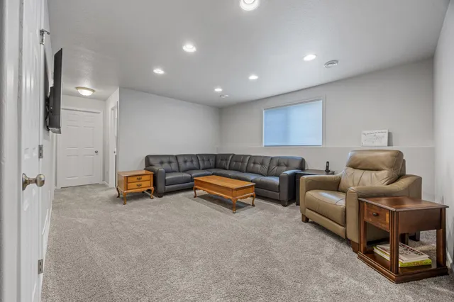 $319,900 | 2520 37th Avenue South, Moorhead, MN 56560