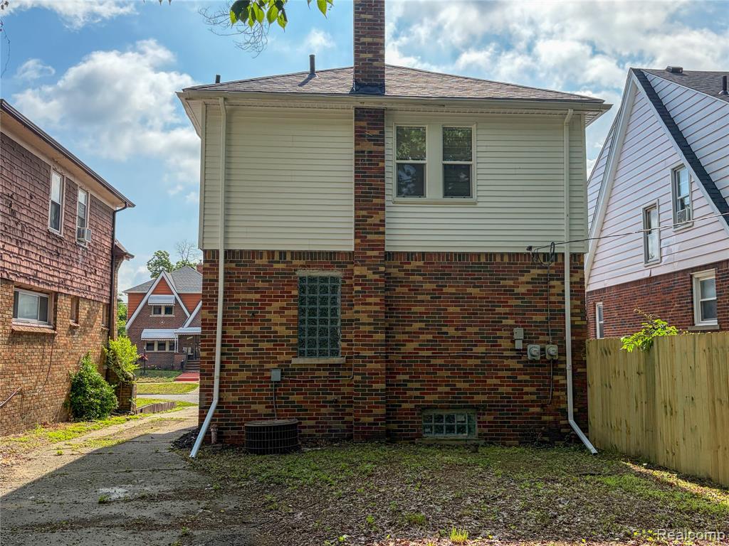 18217 Prairie Street Detroit, MI 48221 - Photo 26 of 32
