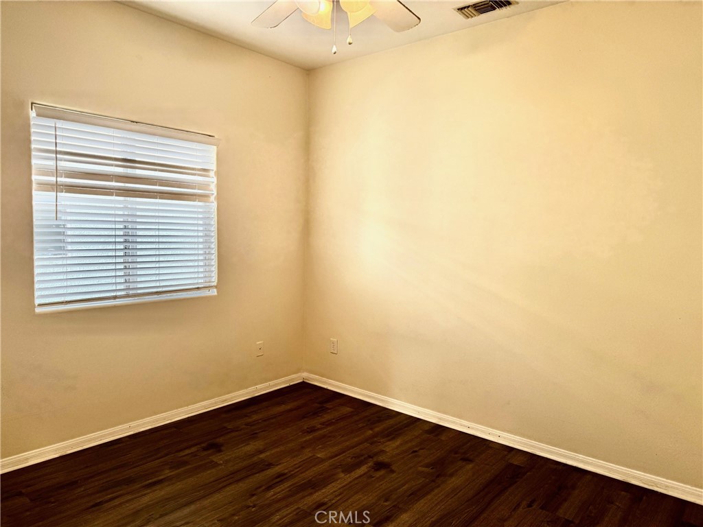 18930 Sherman Way, Unit 17 Reseda, CA 91335 - Photo 13 of 30