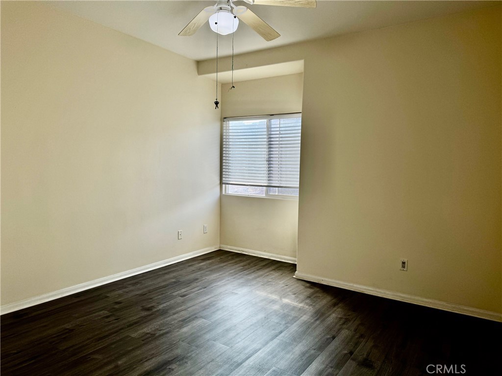 18930 Sherman Way, Unit 17 Reseda, CA 91335 - Photo 9 of 30