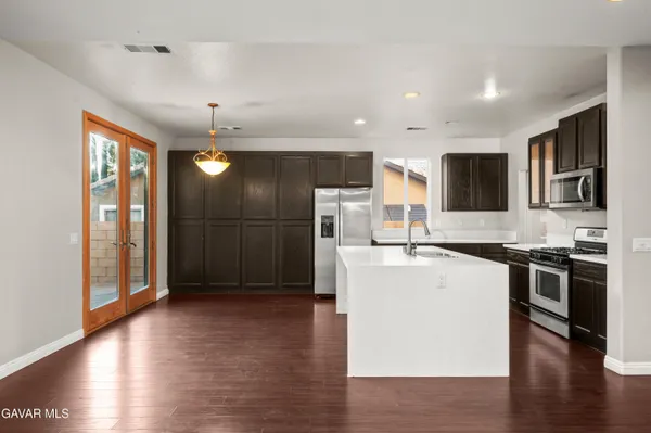 $650,000 | 4028 Portola Drive, Palmdale, CA 93551