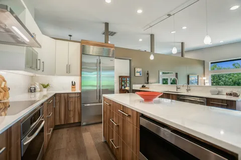 $1,095,000 | 5904 Spartan Cove, Austin, TX 78759