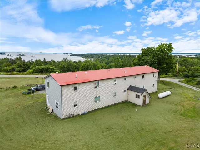 $450,000 | 150 Dubois Road, Hammond, NY 13646