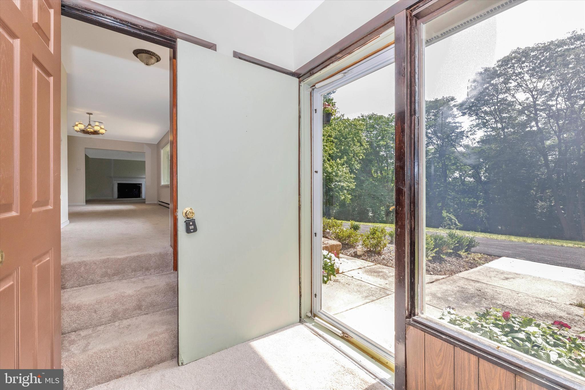 6023 Jefferson Boulevard Frederick, MD 21703 - Photo 3 of 66