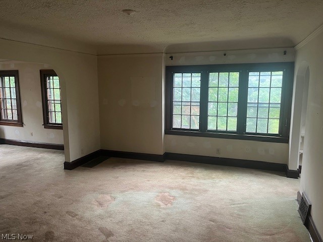 18331 Newell Road Shaker Heights, OH 44122 - Photo 12 of 23 Living room unit 2