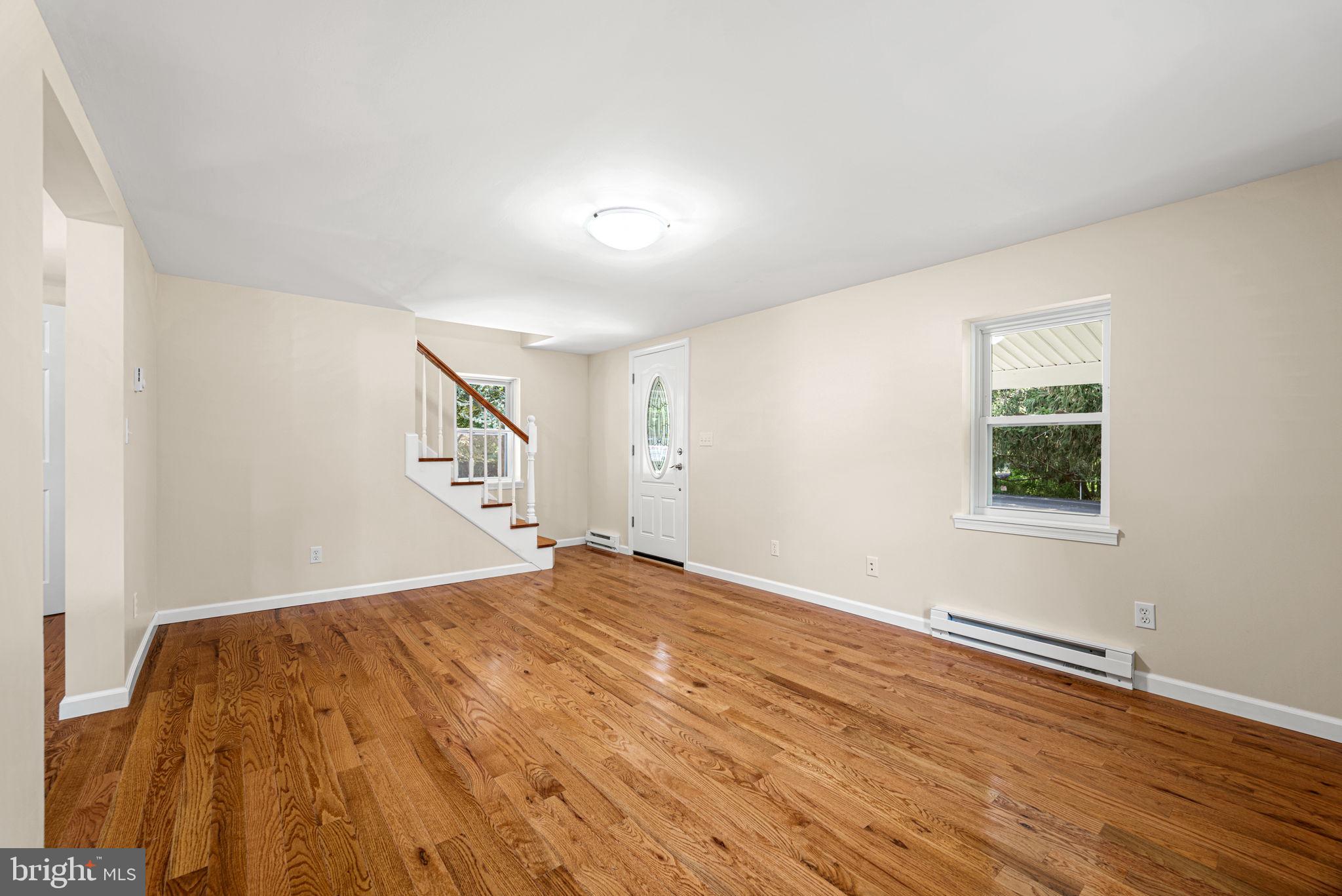 1430 South Manor Road Coatesville, PA 19320 - Photo 10 of 30 Living Room