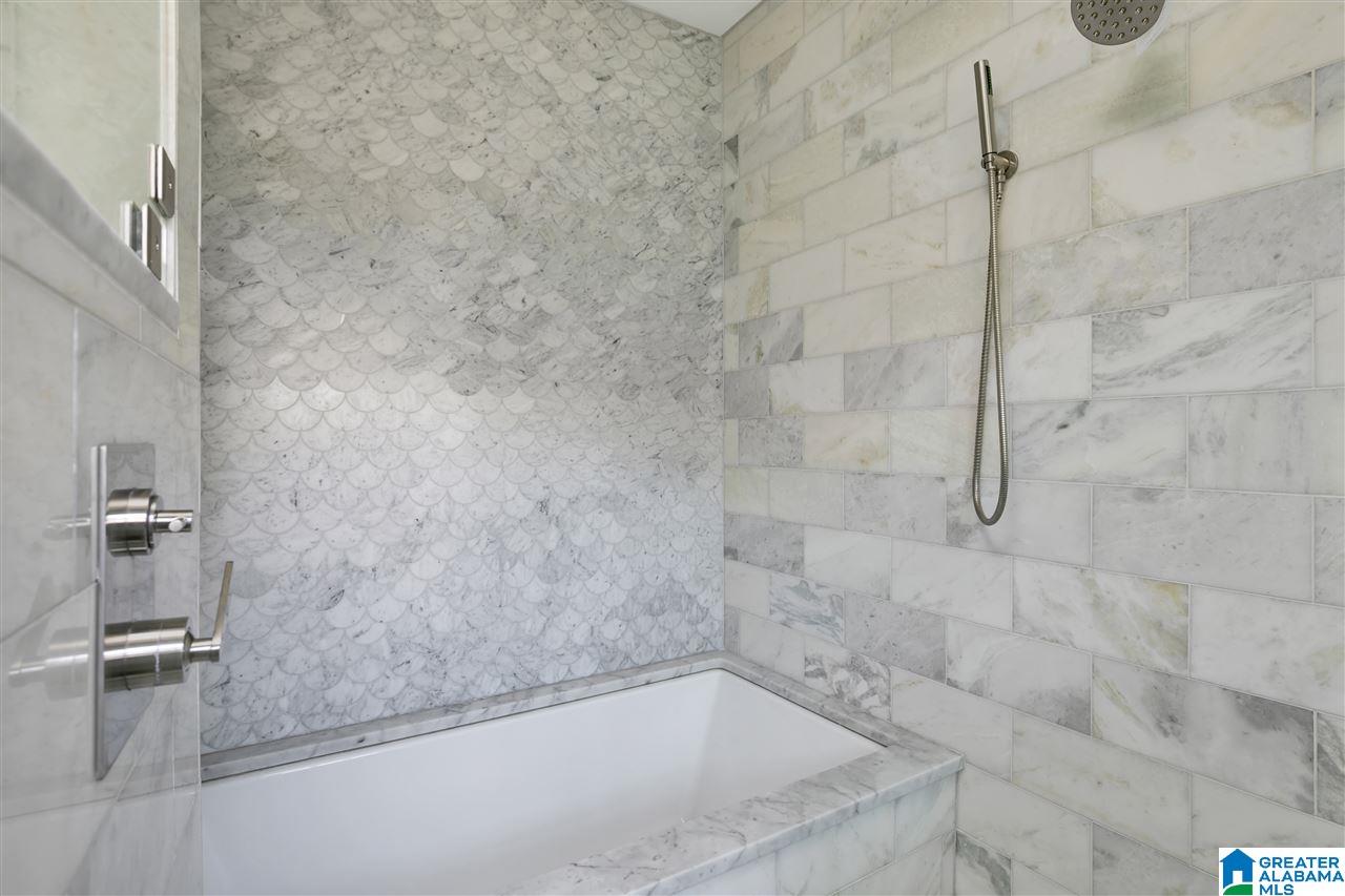 424 Devon Drive Birmingham, AL 35209 - Photo 19 of 34
