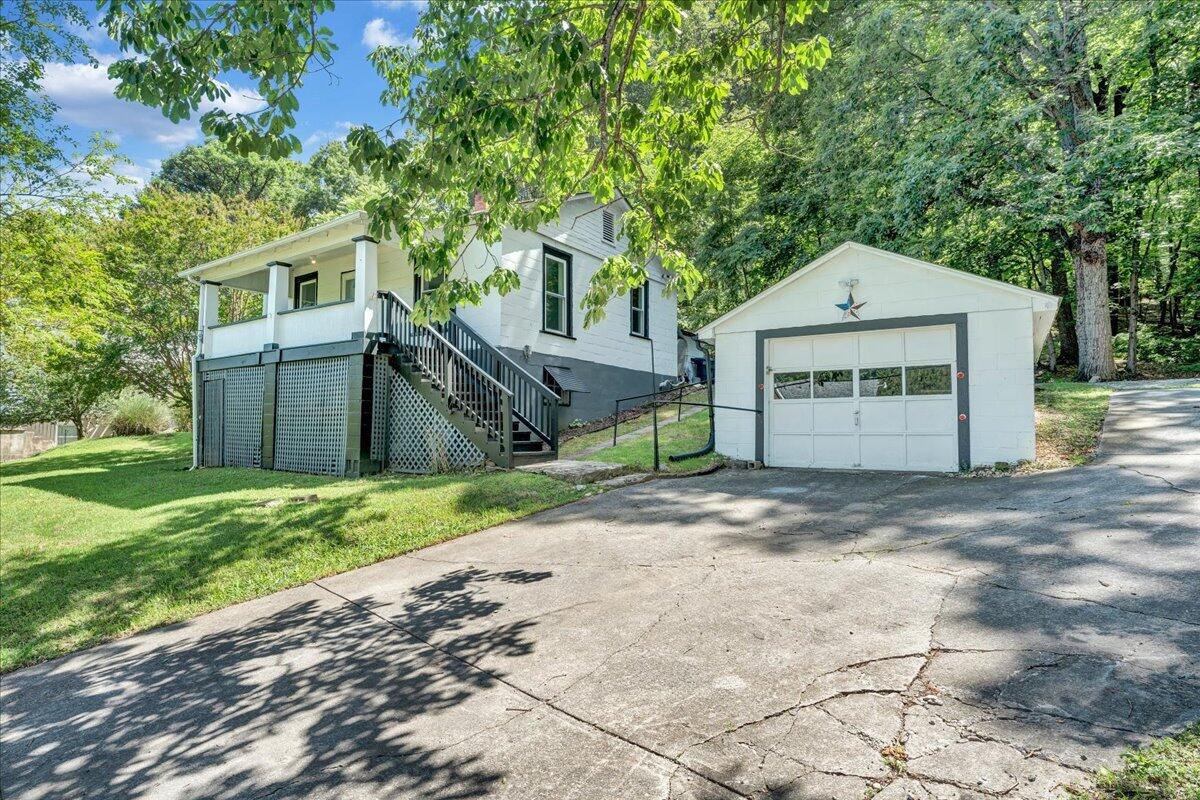 4331 Yellow Mountain Road Roanoke, VA 24014 - Photo 27 of 32 27-MIB01754