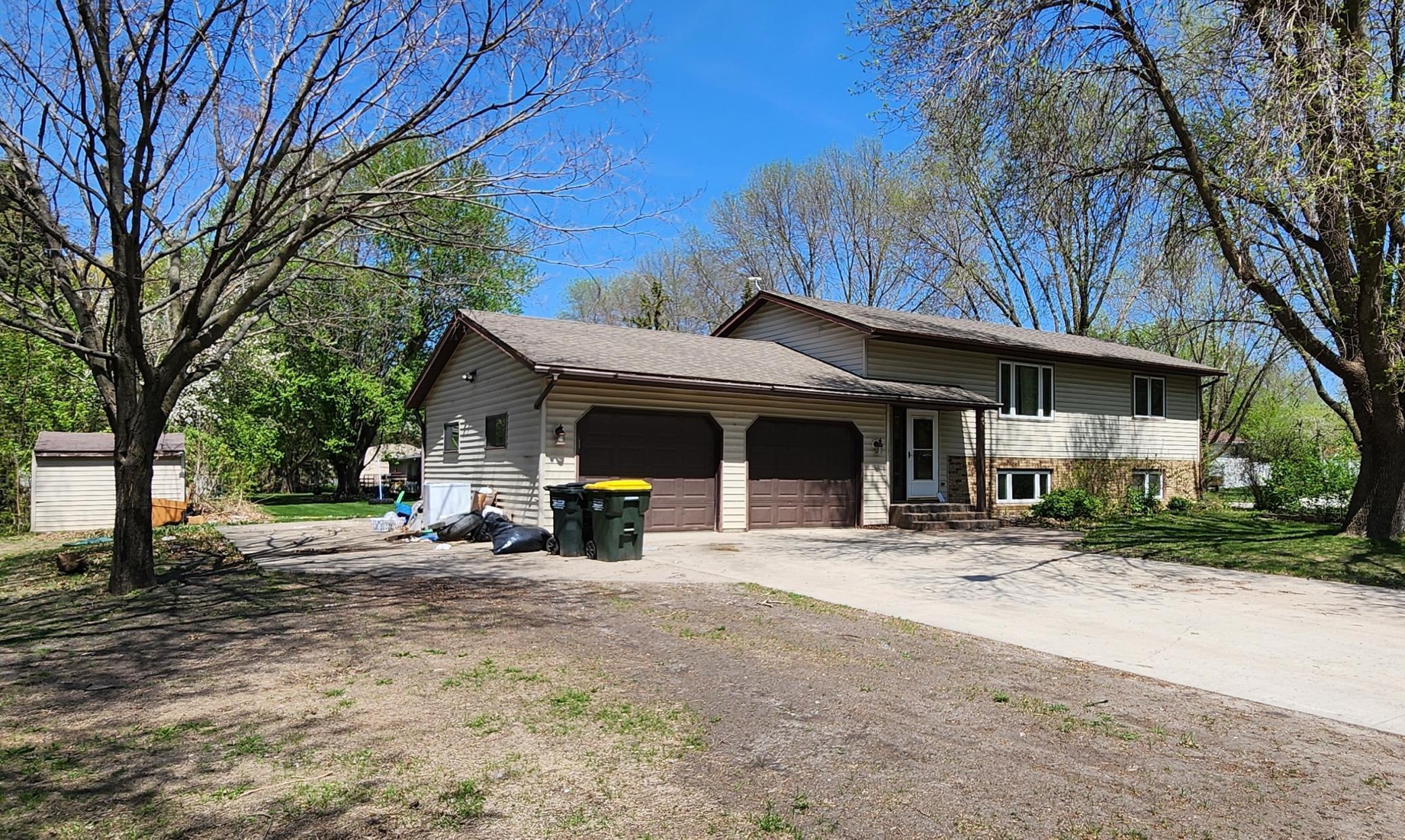 829 Pleasantview Drive Southeast Willmar, MN 56201 - Photo 1 of 1