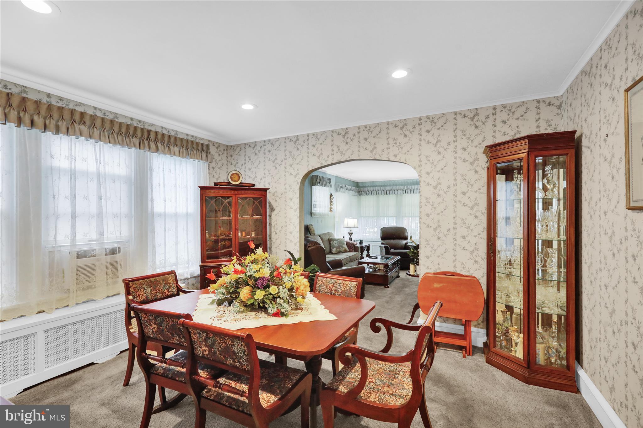 21 Woodland Road Reading, PA 19610 - Photo 12 of 39 a dining room with furniture and window