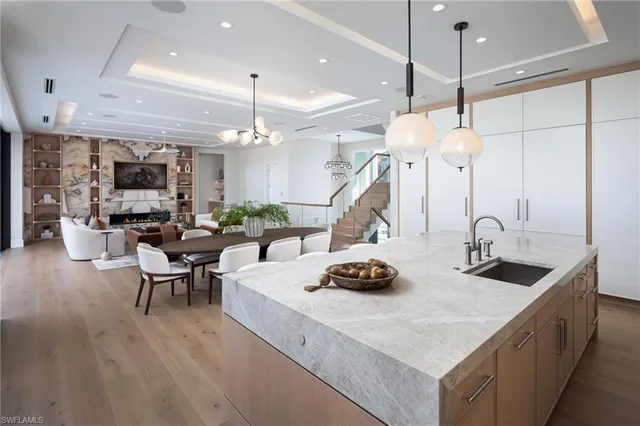 $13,995,000 | 223 Bayview Avenue, Naples, FL 34108