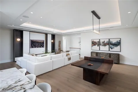 $13,995,000 | 223 Bayview Avenue, Naples, FL 34108